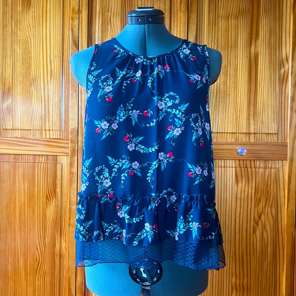 Lauren Conrad Disney Snow White Collection Tank Blouse Size Small EUC